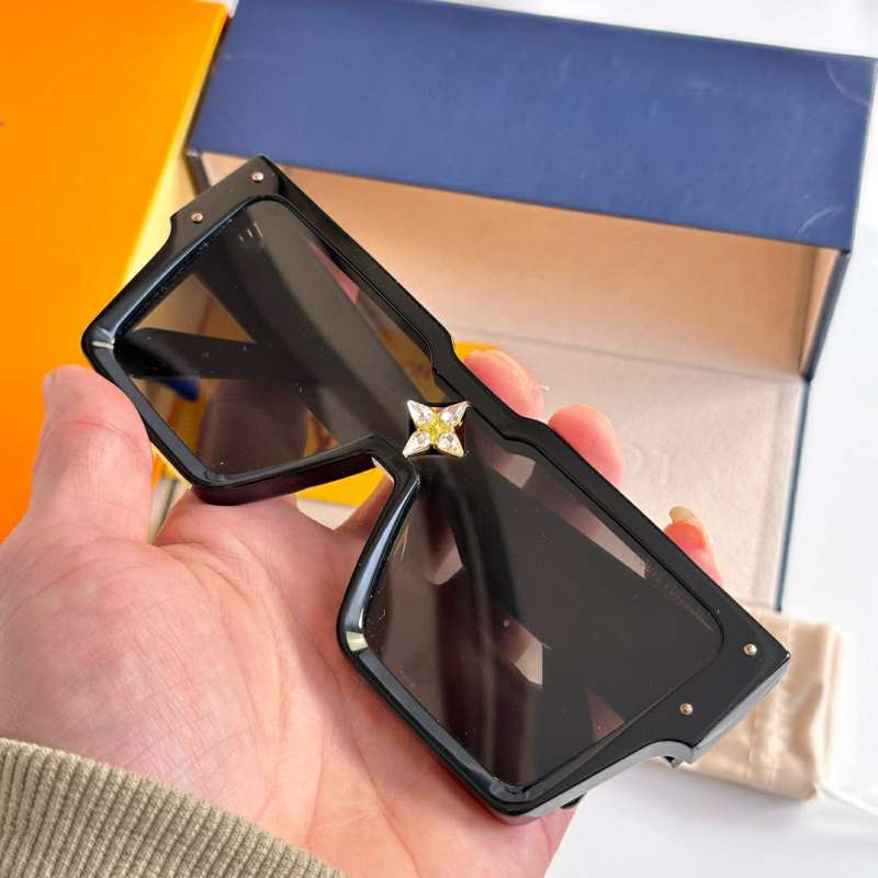 Picture of LV Sunglasses _SKUfw56807959fw